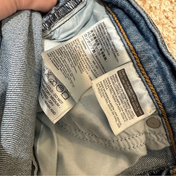 Levi’s wedgie straight size 32 button fly - Picture 2 of 11